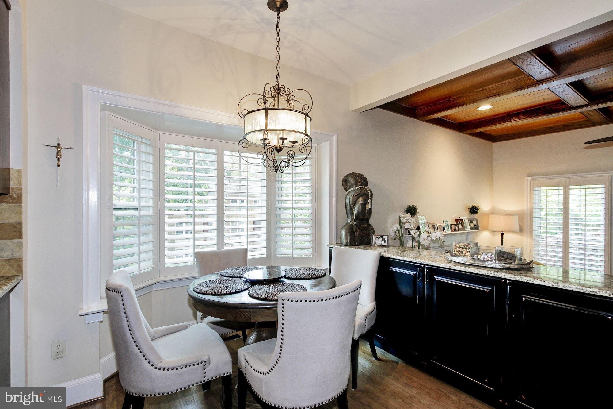 8029 Quarry Ridge Way Bethesda, MD 20817 - Photo 9 of 30 Dining Room