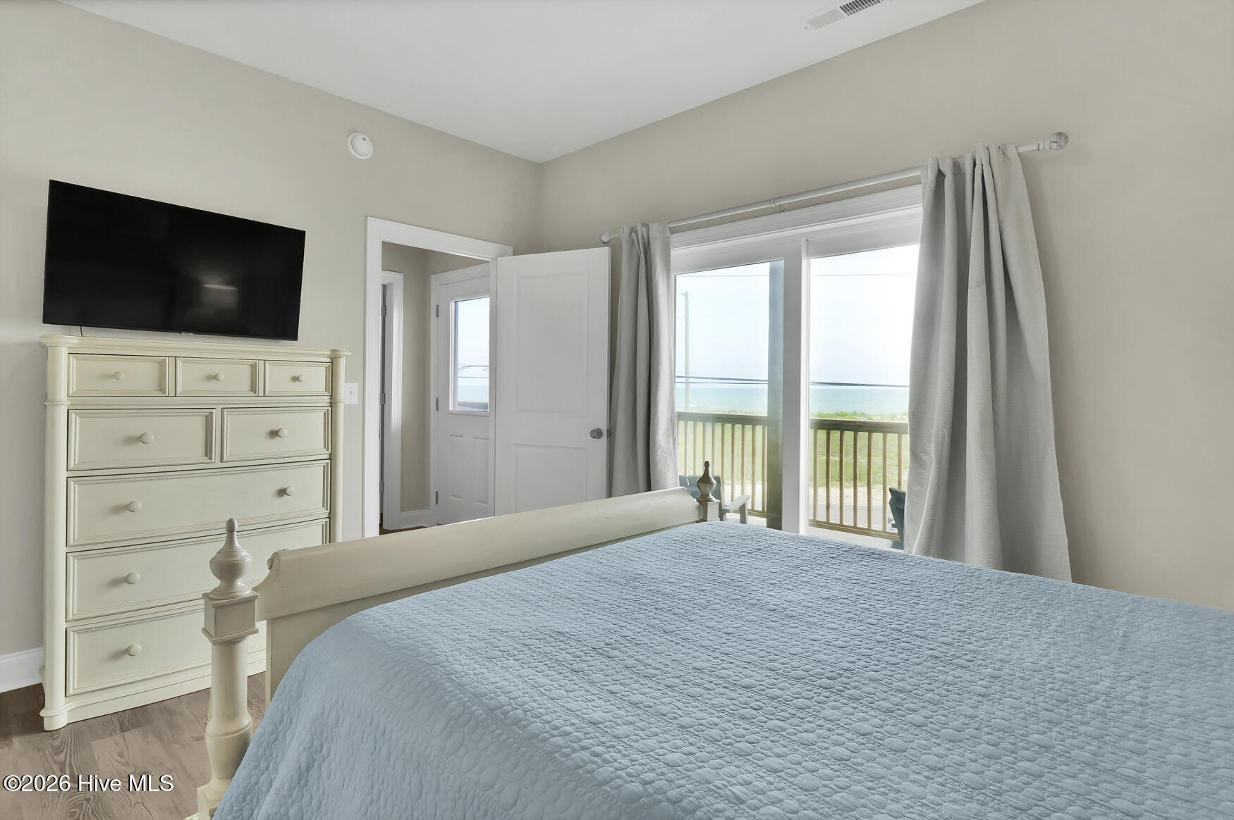 1111 New River Inlet Road North Topsail Beach, NC 28460 - Photo 42 of 100 P1555189
