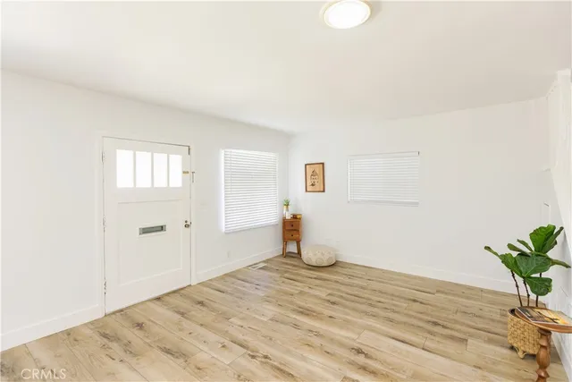 $1,399,900 | 229 La Verne Avenue, Long Beach, CA 90803