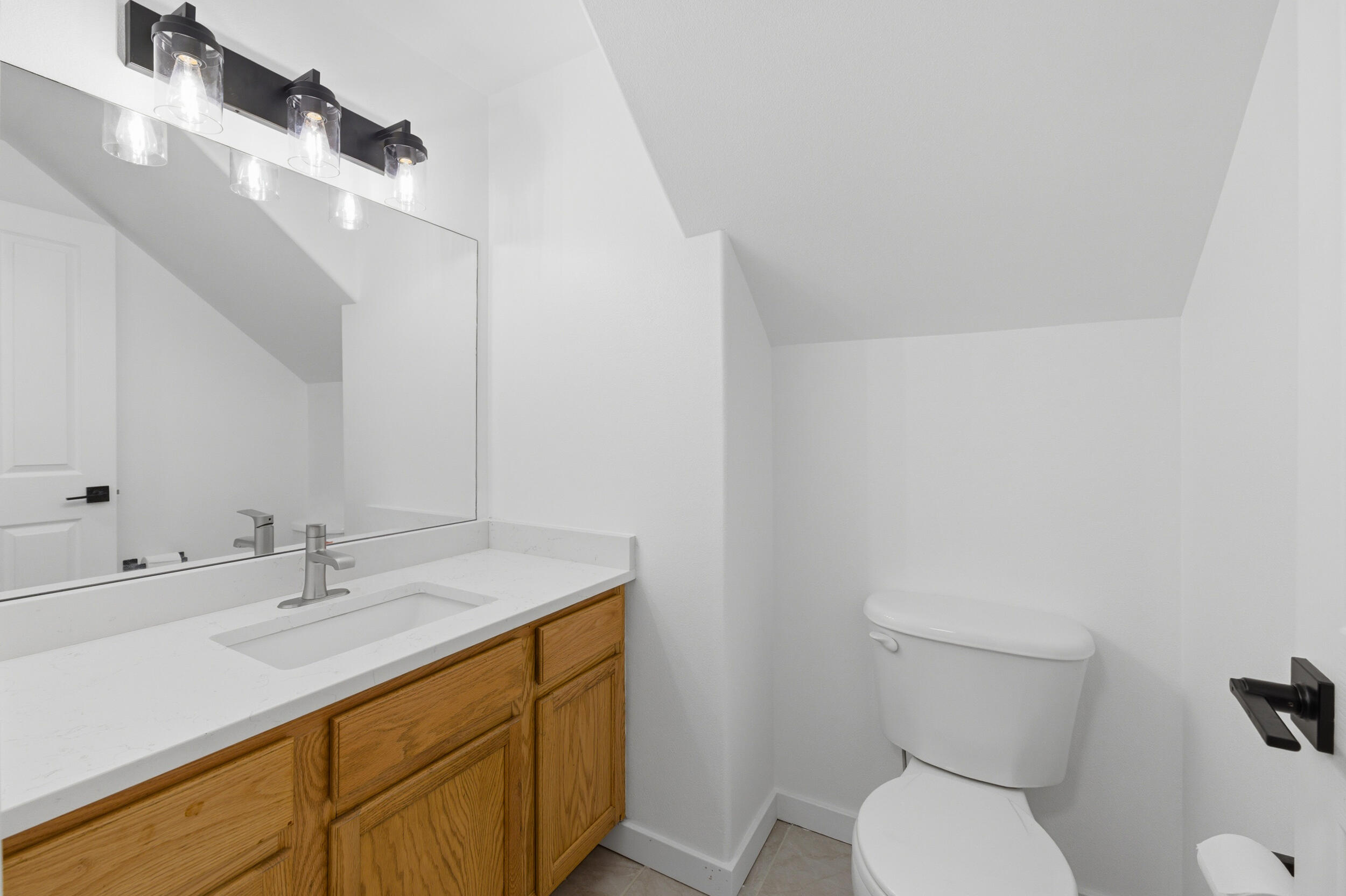 51281 Riley Lane La Pine, OR 97739 - Photo 13 of 36