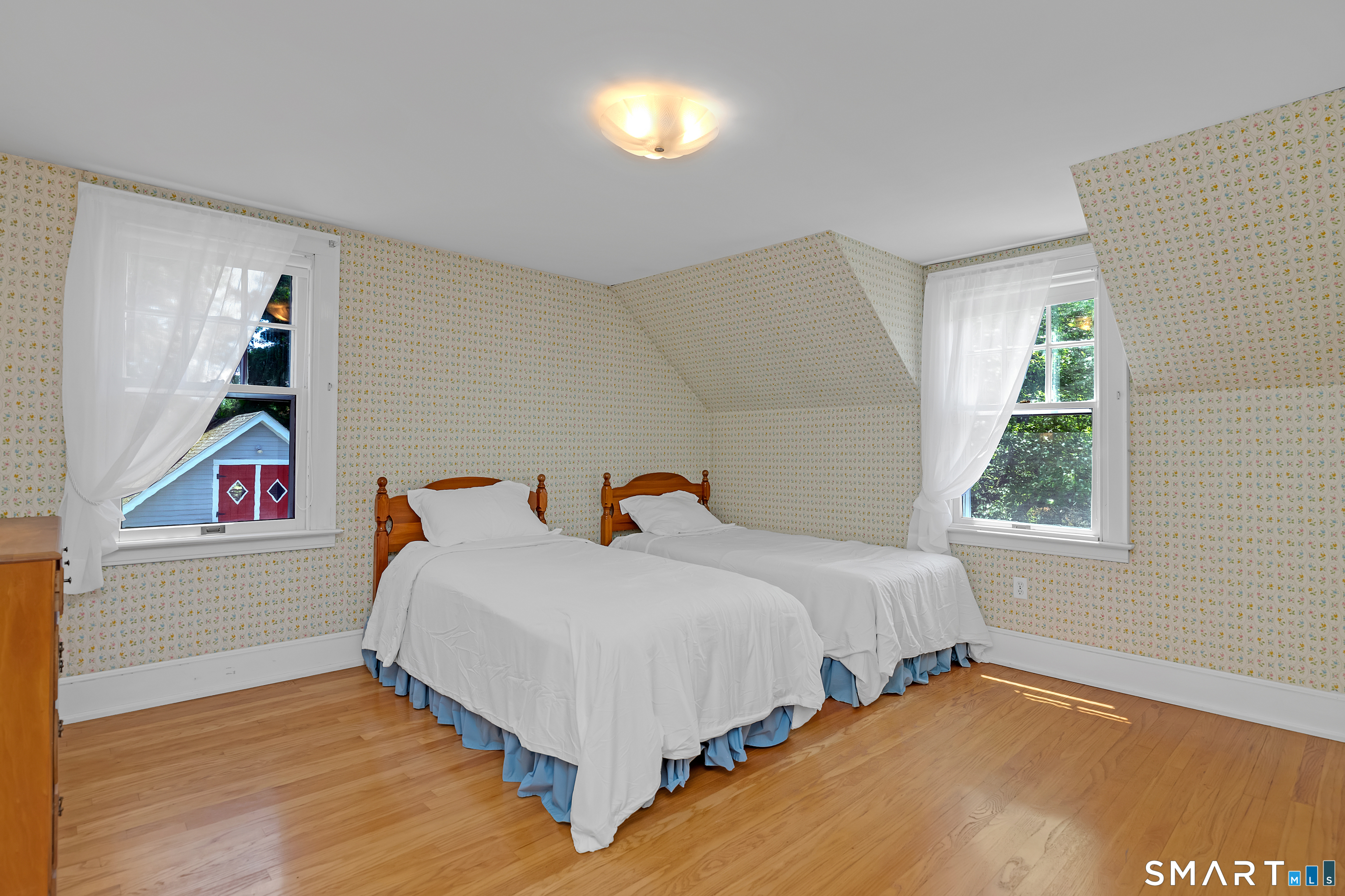103 Peck Road Bethany, CT 06524 - Photo 23 of 39