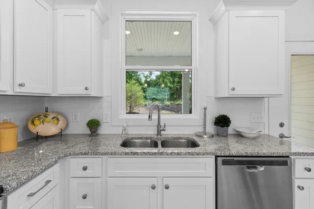 $2,295 | 1170 Dickerson Road, Unit 6, Goodlettsville, TN 37072