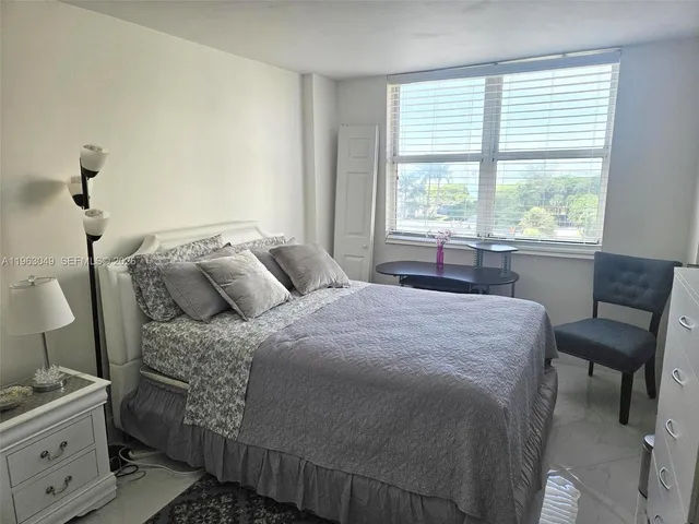 $3,850 | 770 Claughton Island Drive, Unit 602, Miami, FL 33131