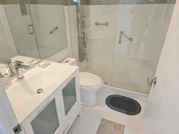 $3,500 | 770 Claughton Island Drive, Unit 602, Miami, FL 33131