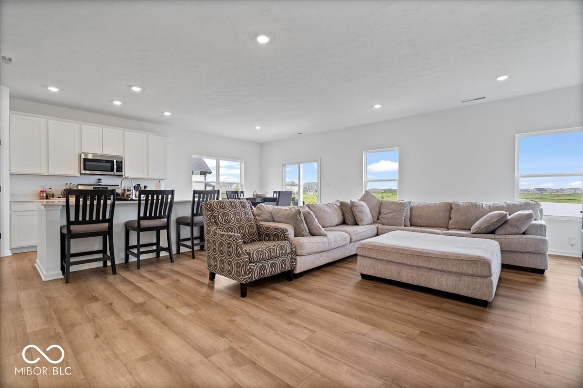 1549 Little Rodeo Place Greenwood, IN 46143 - Photo 7 of 33