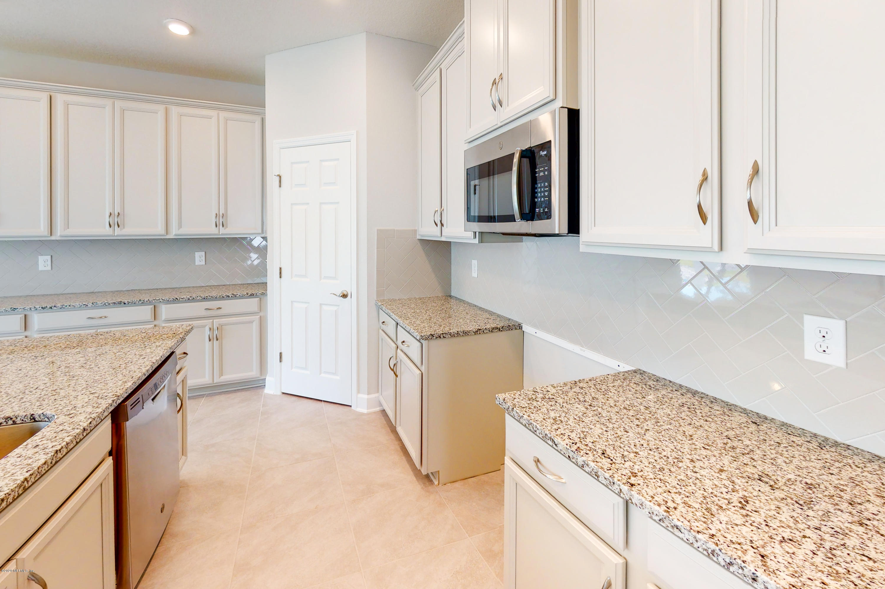 12027 Bridgehampton Road Jacksonville, FL 32218 - Photo 3 of 22 12027 Bridgehampton Rd-17