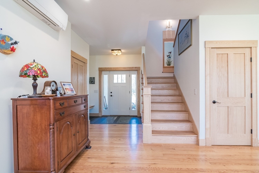 474 Little Mohawk Road Shelburne, MA 01370 - Photo 3 of 42