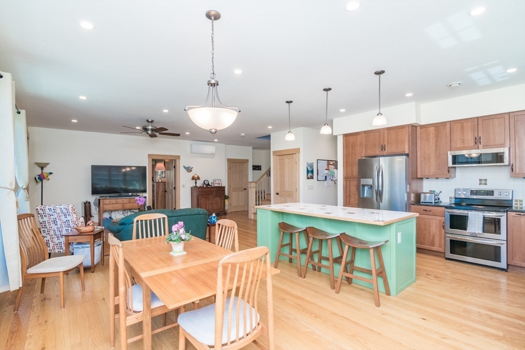 474 Little Mohawk Road Shelburne, MA 01370 - Photo 10 of 42