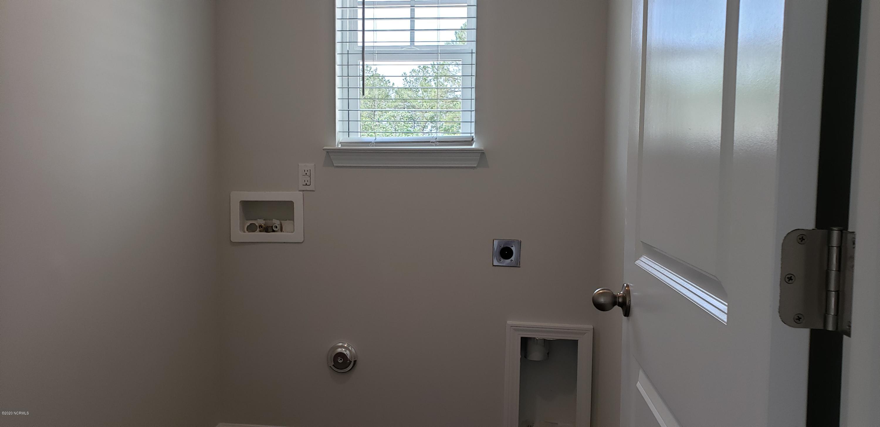 402 Ellis Road Southeast, Unit LOT #49 Bolivia, NC 28422 - Photo 6 of 21 Actual Home Photo