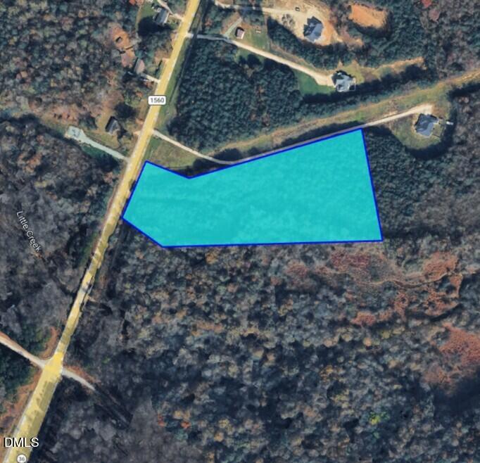 873 Ranch Road Clayton, NC 27520 - Photo 7 of 12 a view of a bird bath