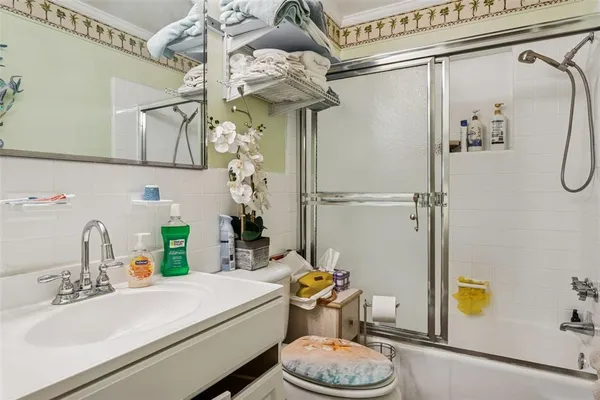 $525,000 | 305 North Lauber Way, Tampa, FL 33609