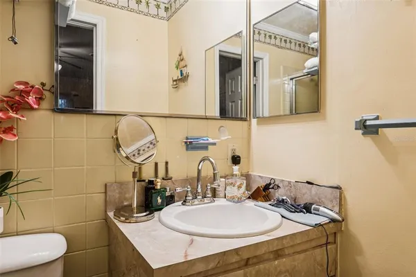$525,000 | 305 North Lauber Way, Tampa, FL 33609