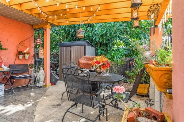 $525,000 | 305 North Lauber Way, Tampa, FL 33609