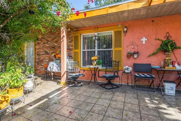 $525,000 | 305 North Lauber Way, Tampa, FL 33609