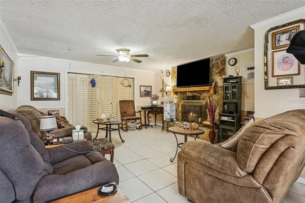 $525,000 | 305 North Lauber Way, Tampa, FL 33609