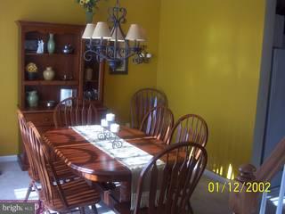 165 Milbury Road Coatesville, PA 19320 - Photo 3 of 6 Gallery Image 3