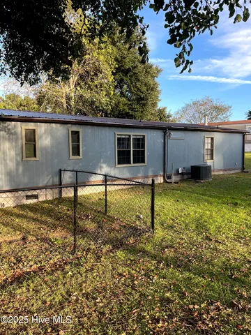 $249,500 | 1128 Glancy Road, Swansboro, NC 28584