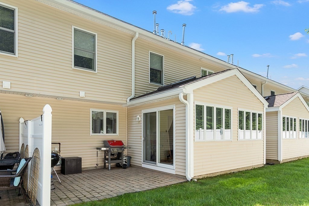 216 Rangeway Road, Unit 183 Billerica, MA 01862 - Photo 27 of 35 a view of a house with a yard