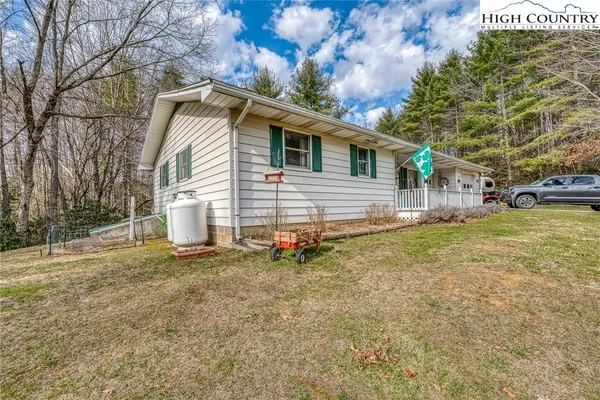 $299,000 | 557 Waddell Road, Mountain City, TN 37683
