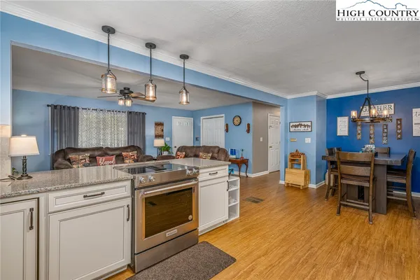 $299,000 | 557 Waddell Road, Mountain City, TN 37683