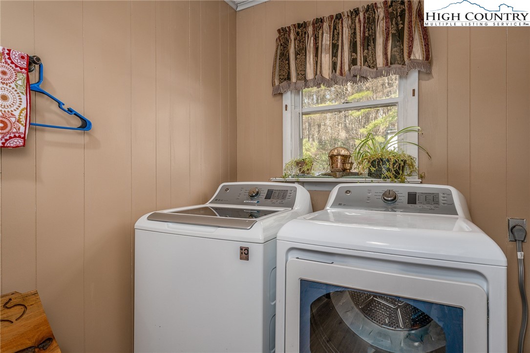 557 Waddell Road Mountain City, TN 37683 - Photo 25 of 48