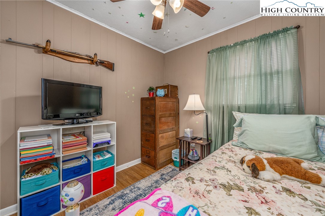 557 Waddell Road Mountain City, TN 37683 - Photo 29 of 48