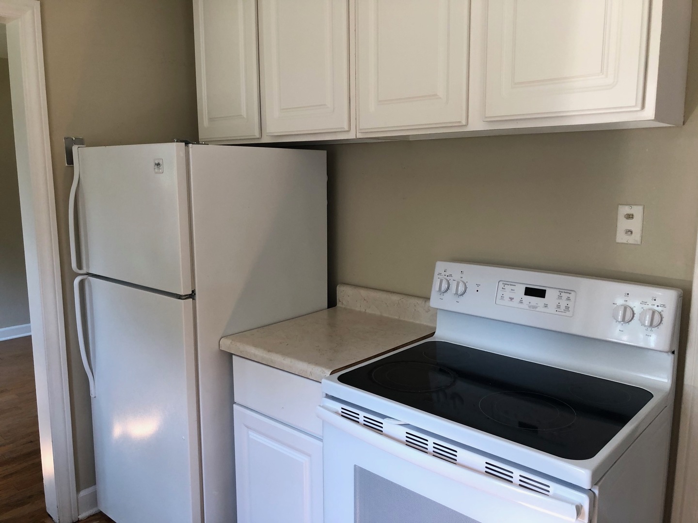 1347 Tyrell Avenue Park Ridge, IL 60068 - Photo 10 of 13 a utility room with dryer and washer