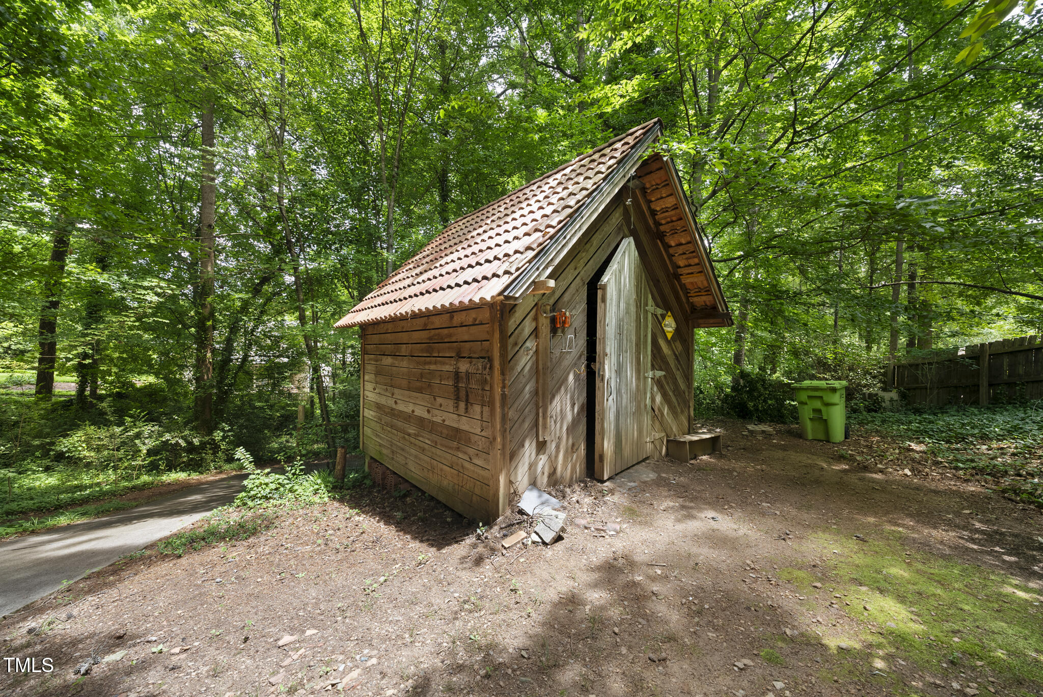 1705 Nottingham Road Raleigh, NC 27607 - Photo 34 of 34 DSC01416