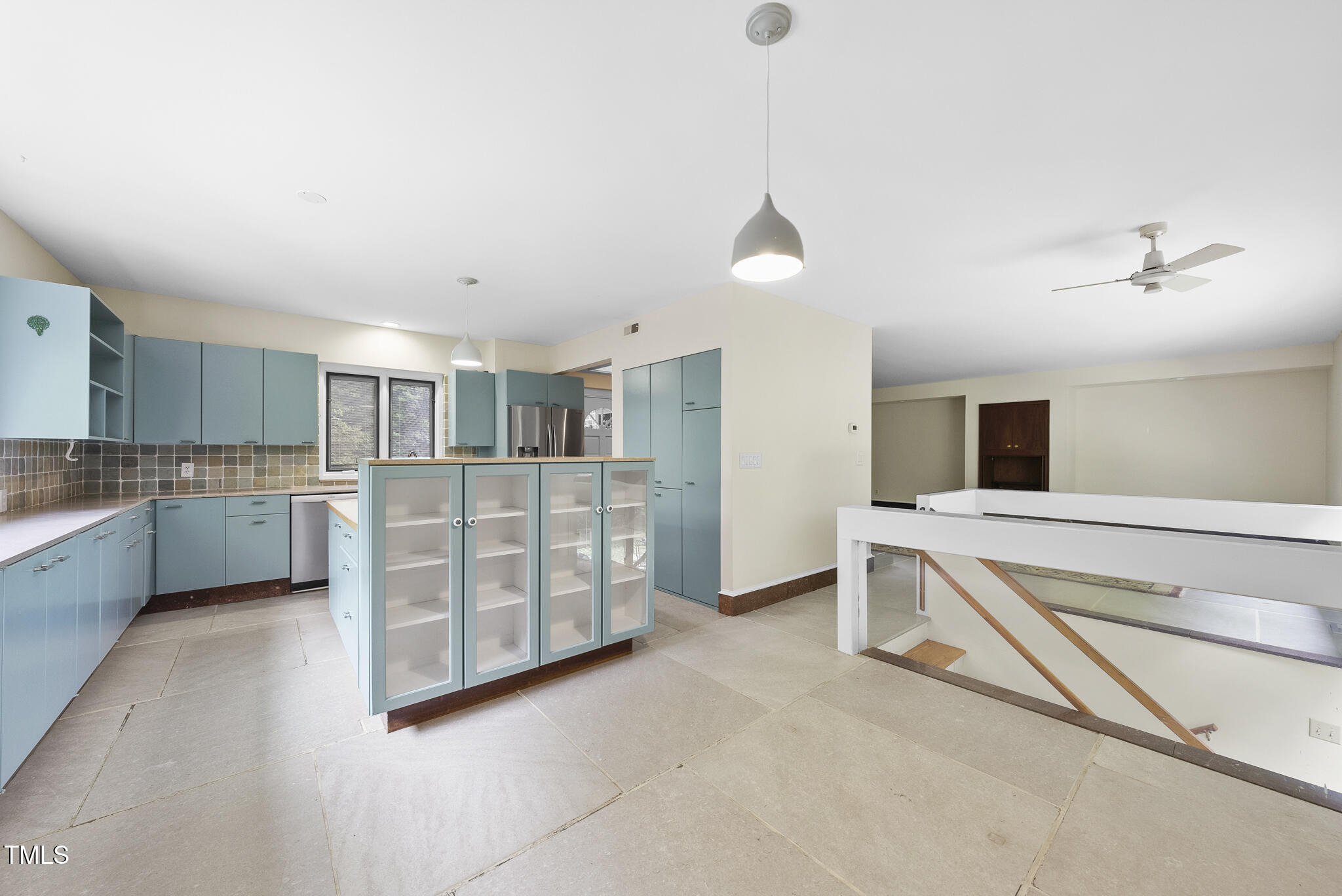 1705 Nottingham Road Raleigh, NC 27607 - Photo 6 of 34 DSC01371