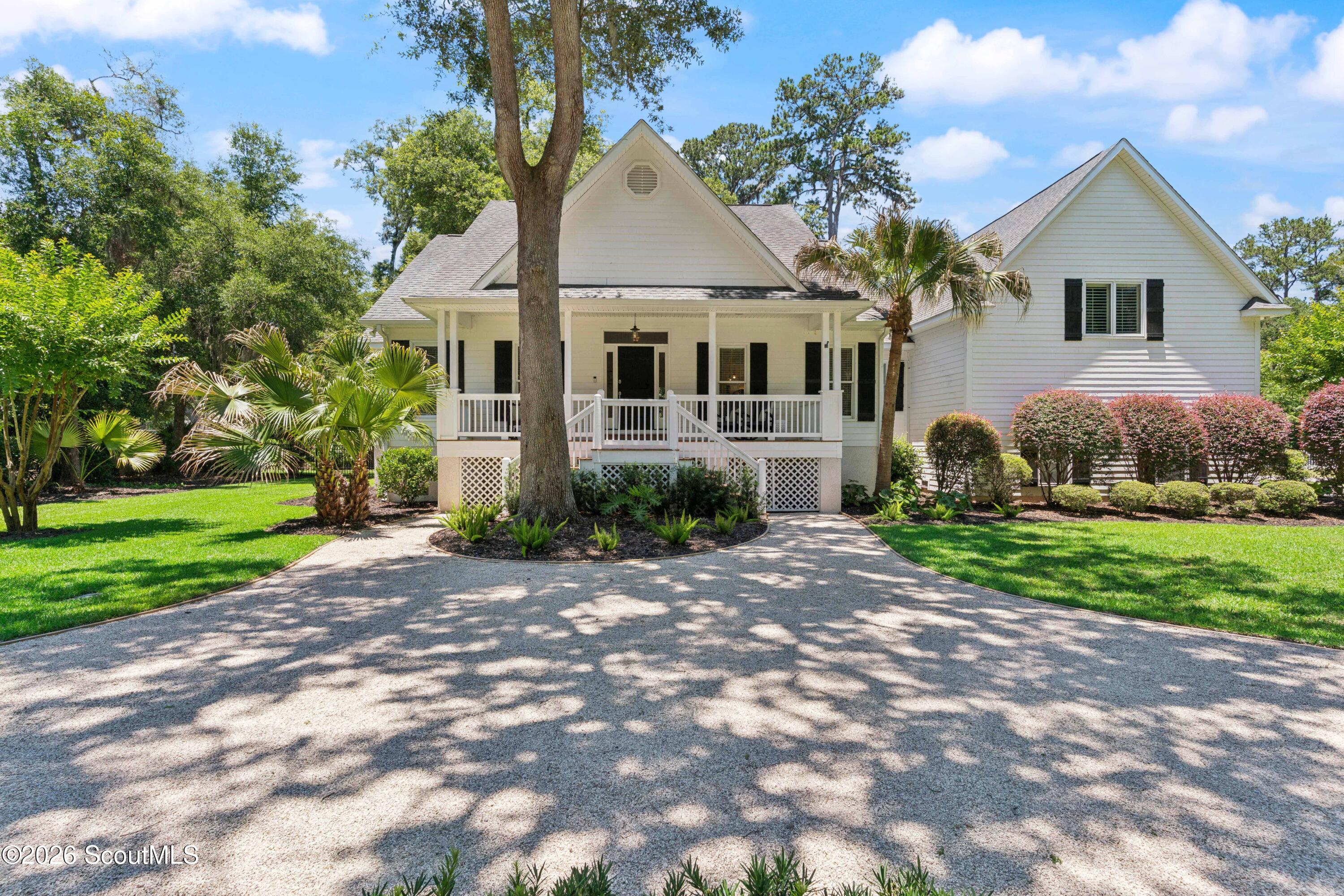 209 West Point Drive St. Simons Island, GA 31522 - Photo 1 of 37