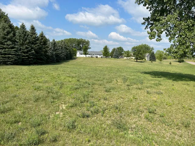 $25,000 | 6007 Rolling Hills Drive Southwest, Montevideo, MN 56265