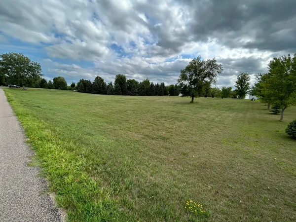 $25,000 | 6007 Rolling Hills Drive Southwest, Montevideo, MN 56265
