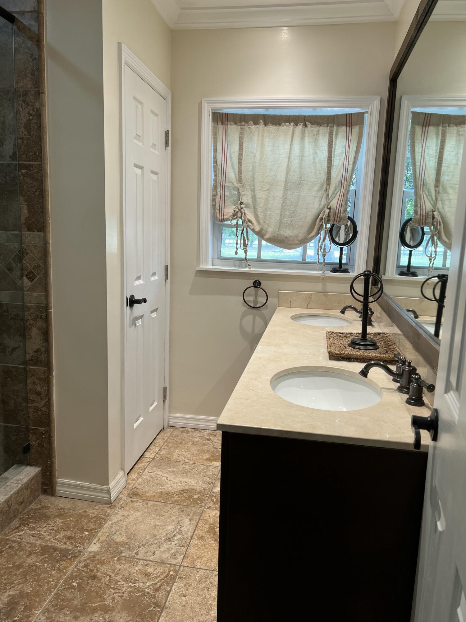 16163 Rustic Road Wellington, FL 33470 - Photo 18 of 29 IMG_0818