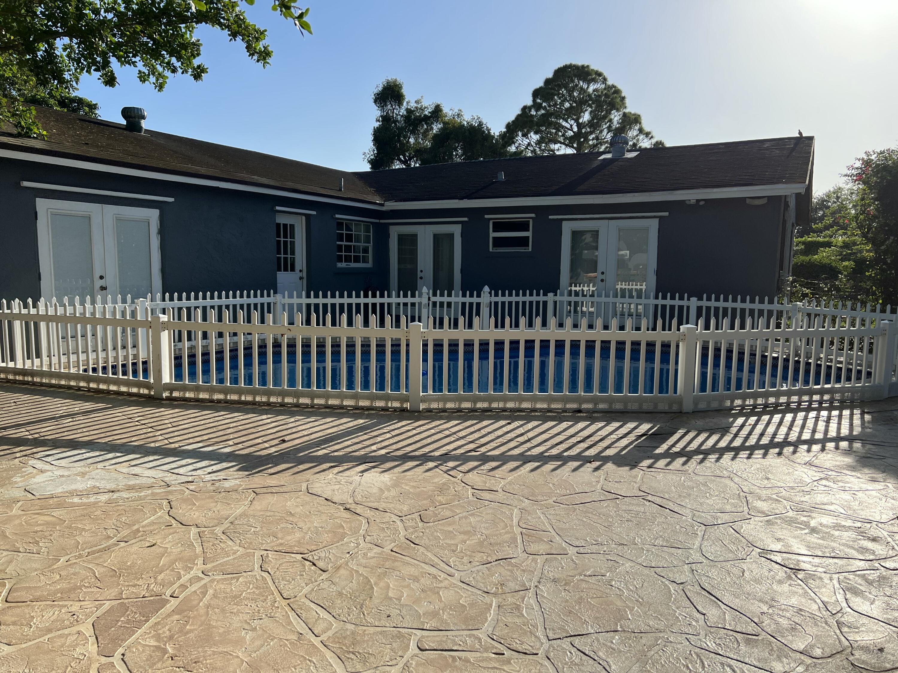 16163 Rustic Road Wellington, FL 33470 - Photo 3 of 29 IMG_0848