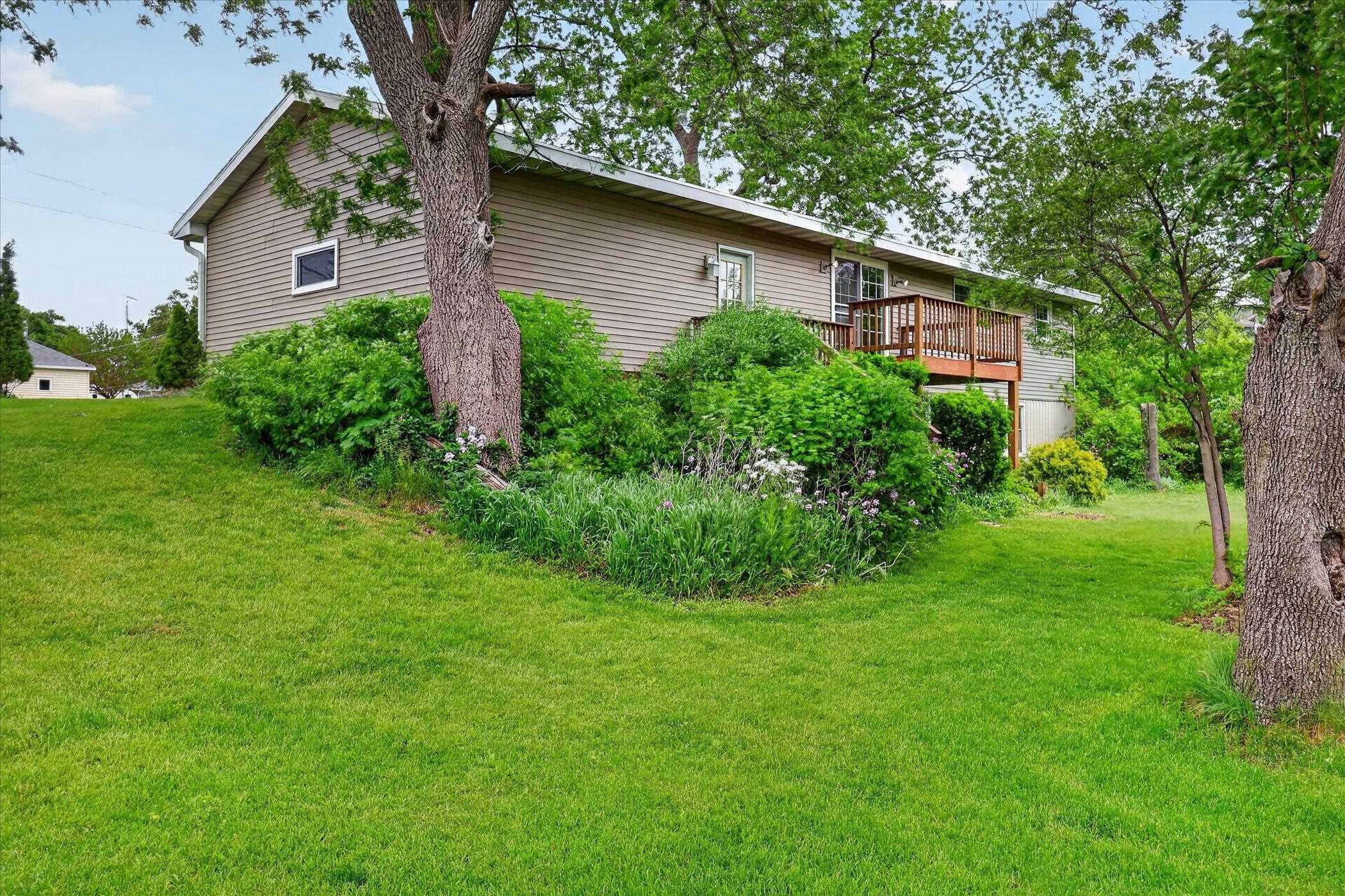 405 West Cherry Street Forreston, IL 61030 - Photo 26 of 40
