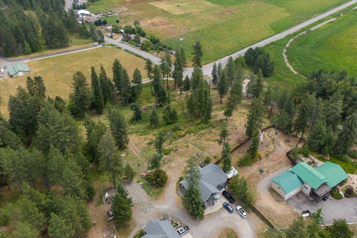 24321 East Hauser Lake Road Newman Lake, WA 99025 - Photo 7 of 12