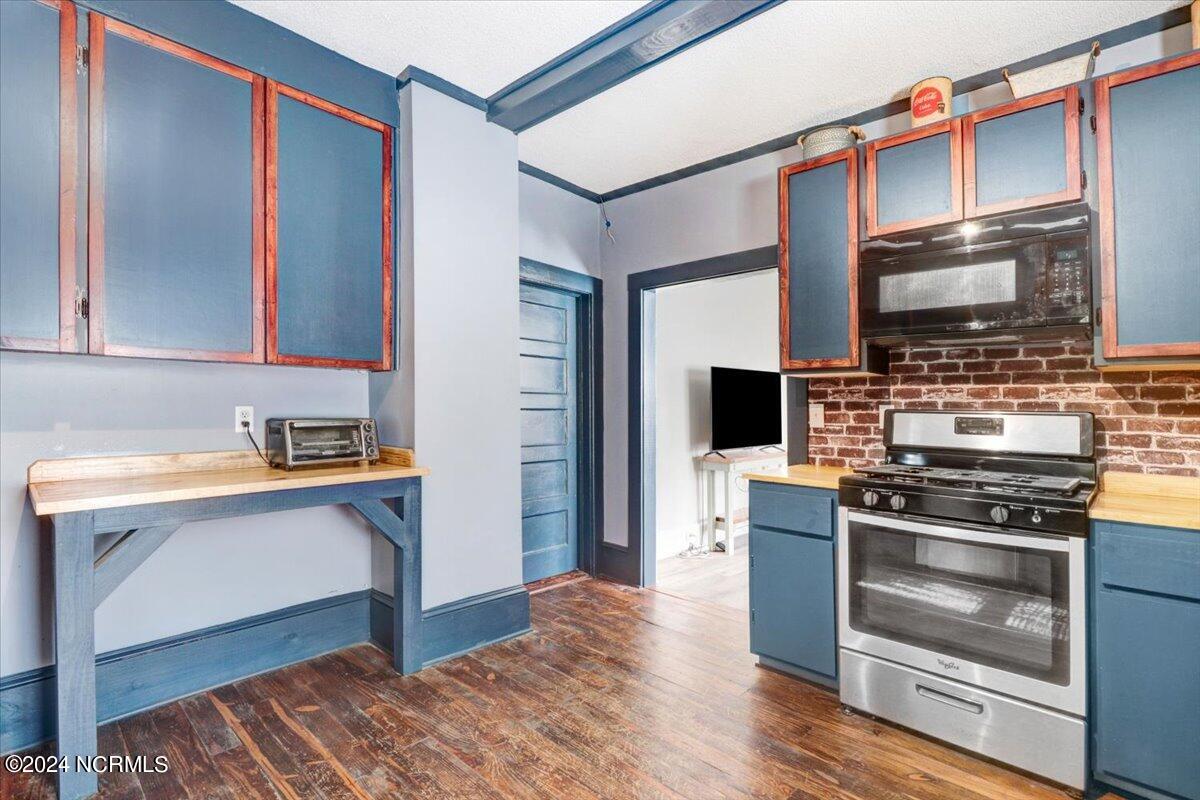 604 Harding Avenue Kinston, NC 28501 - Photo 11 of 21 12-604 Harding Ave-12