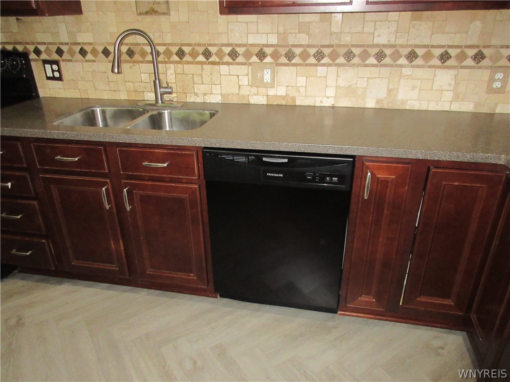 345 South Cayuga Road, Unit A Amherst, NY 14221 - Photo 6 of 24 Newer Dishwasher