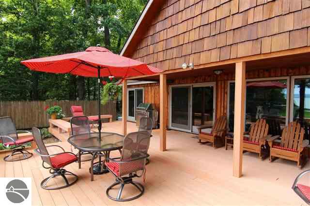 8644 Skegemog Point Road Williamsburg, MI 49690 - Photo 20 of 25 1744385-19.JPG