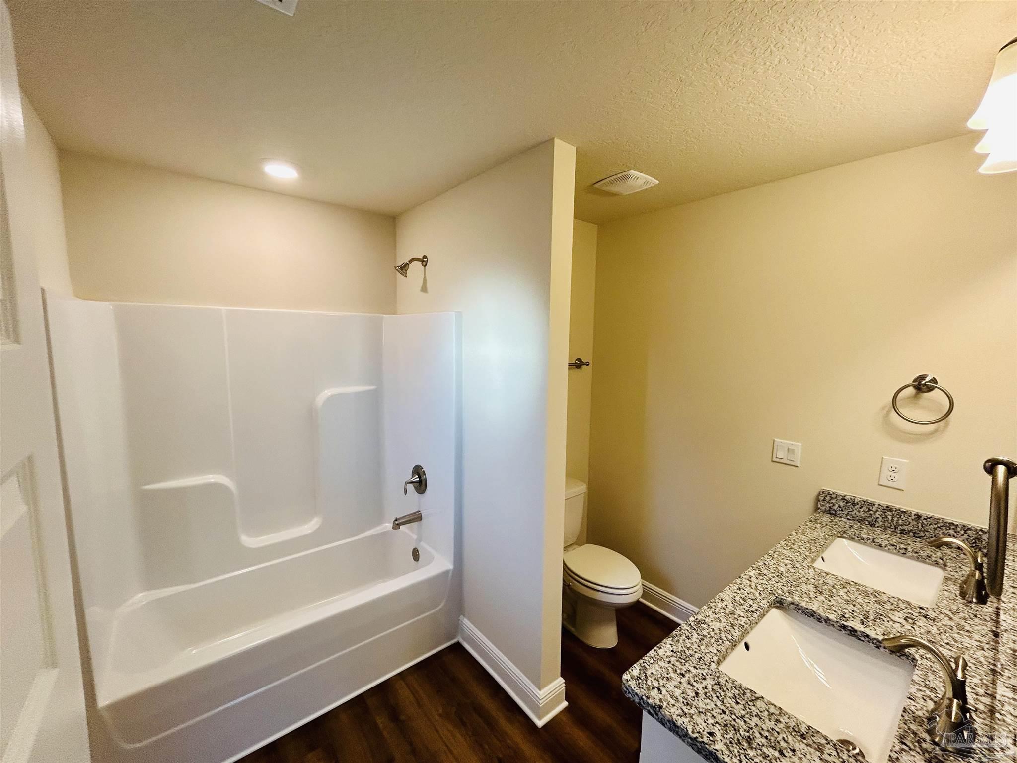 4981 Muldoon Pointe Road, Unit 5B Pensacola, FL 32526 - Photo 8 of 18 Gallery Image 8