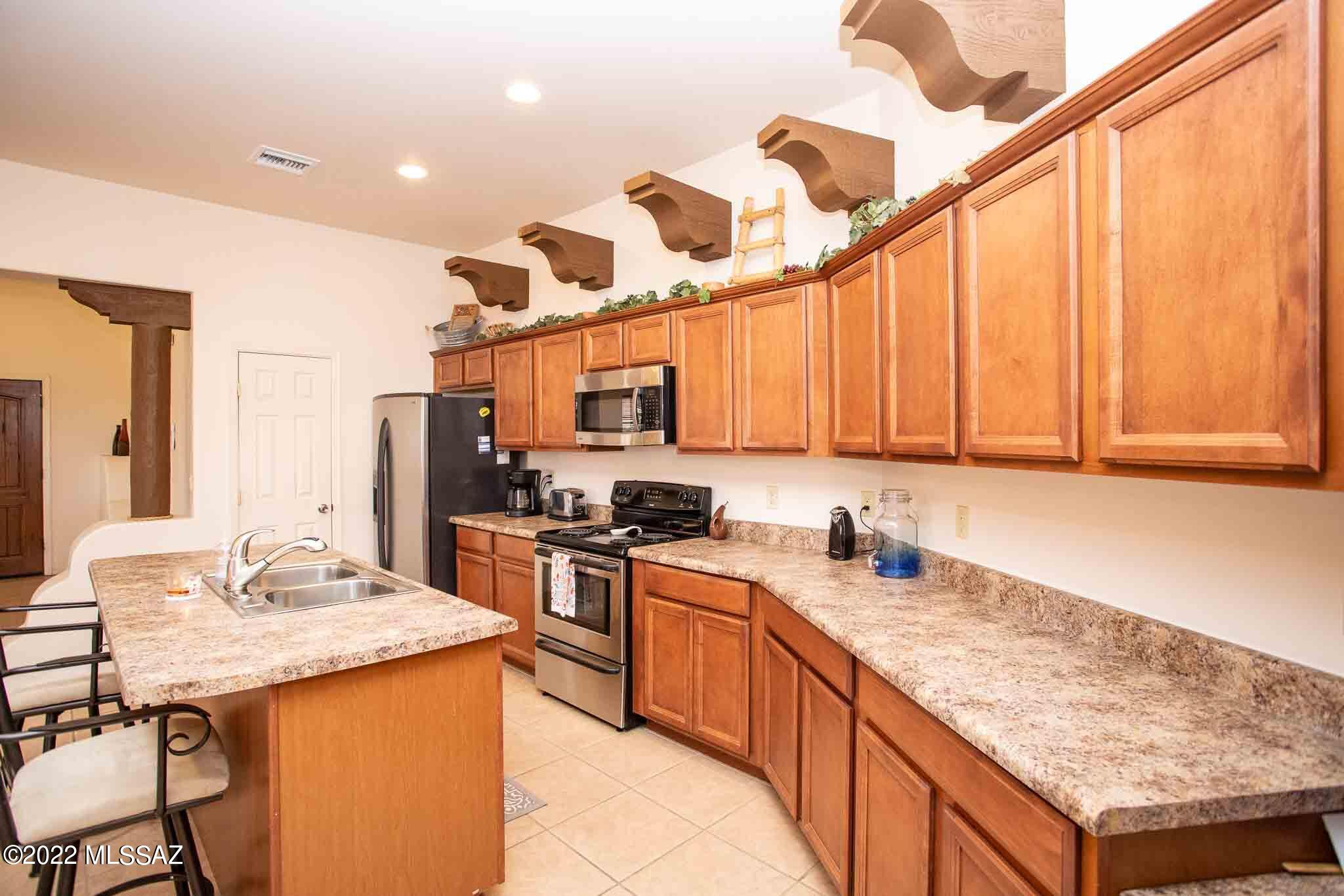 1872 West Wall Court Rio Rico, AZ 85648 - Photo 7 of 26