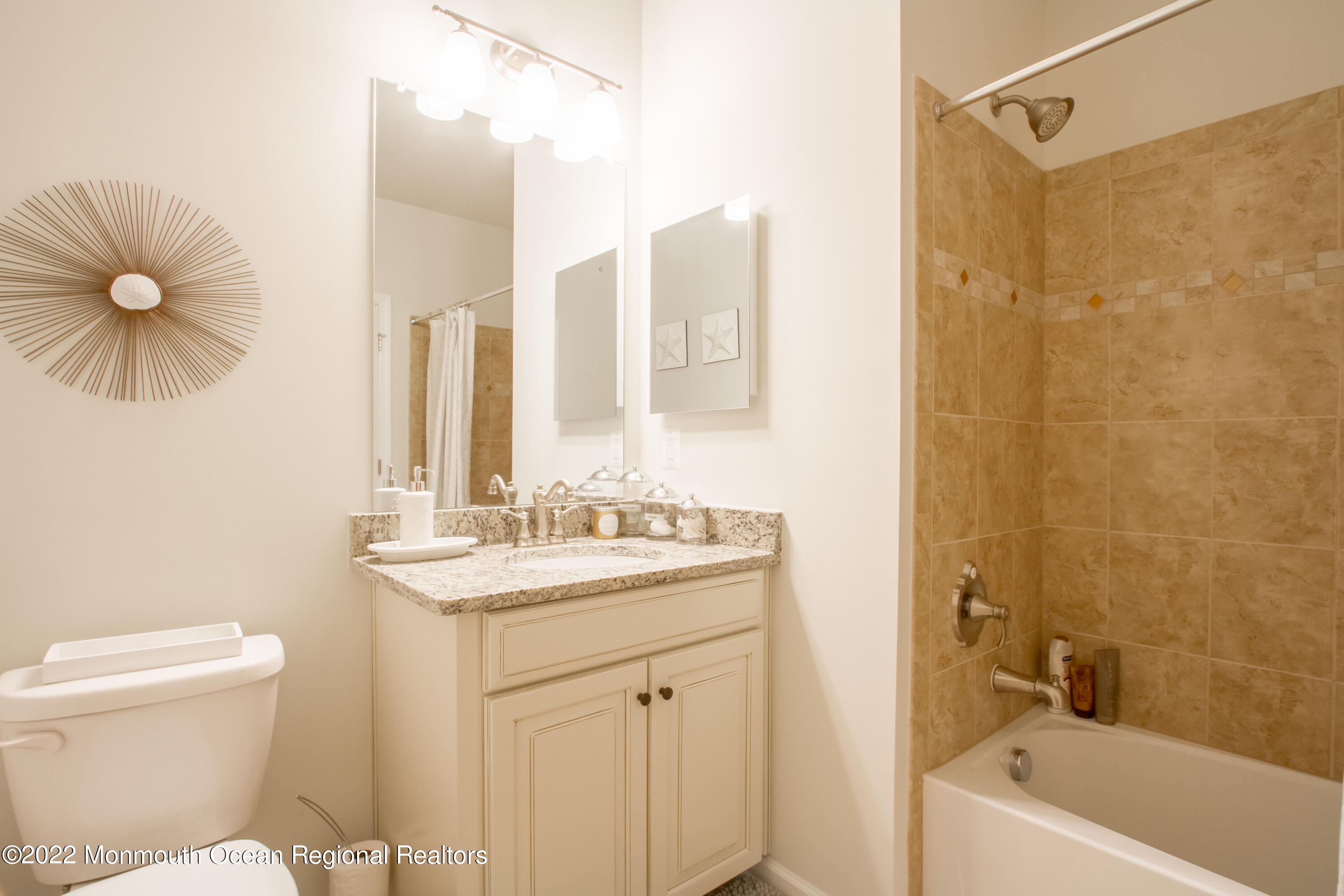 2201 River Road, Unit 4405 Point Pleasant, NJ 08742 - Photo 13 of 19 GUEST BATH