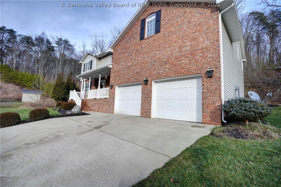 48 Boston Cmns Winfield, WV 25213 - Photo 3 of 30 Gallery Image 3