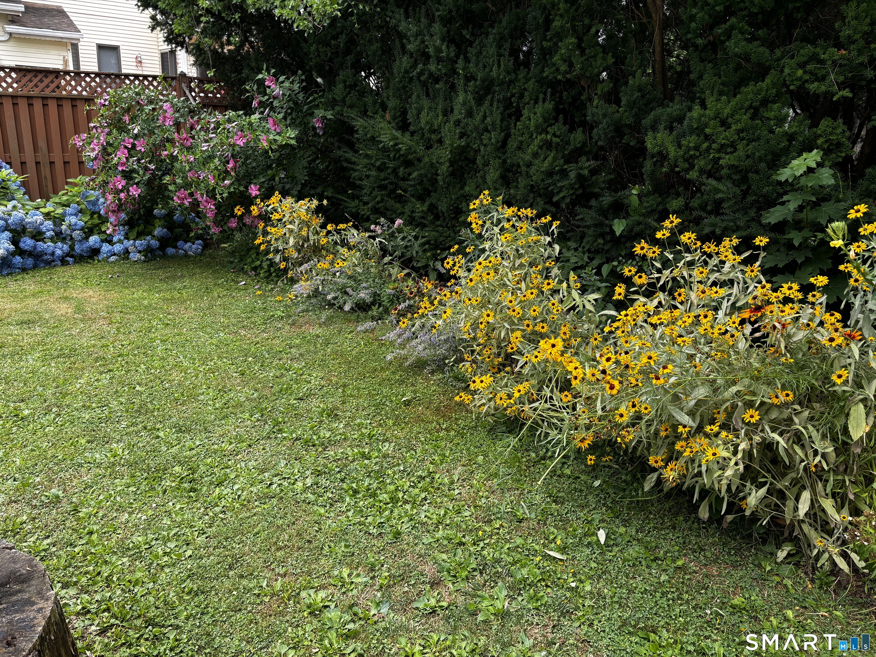 17 Alton Road Stamford, CT 06906 - Photo 30 of 38 Gallery Image 30