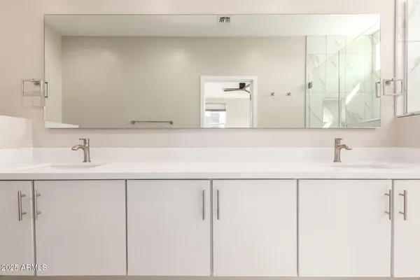 $619,900 | 325 East Coronado Road, Unit 10, Phoenix, AZ 85004