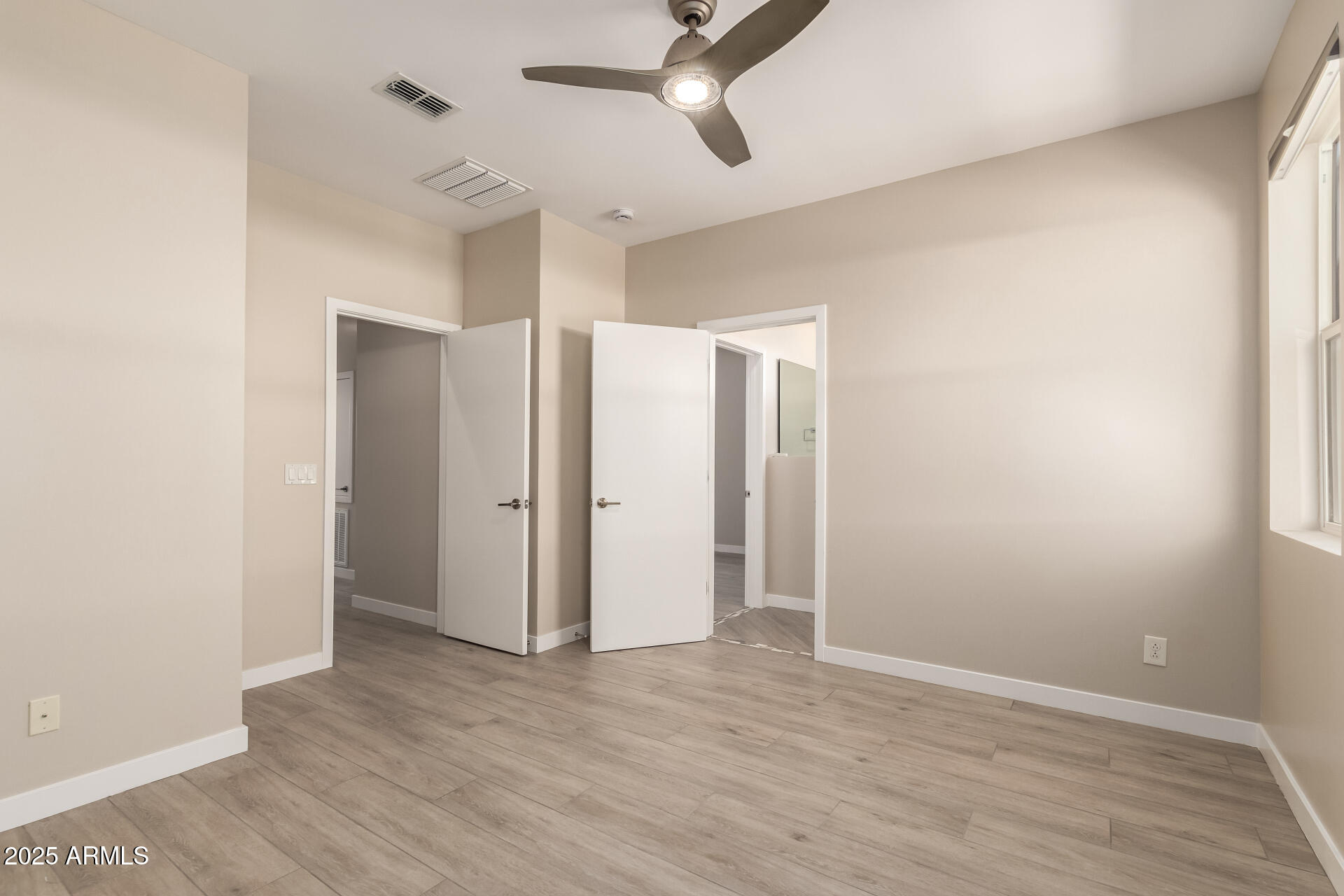 325 East Coronado Road, Unit 10 Phoenix, AZ 85004 - Photo 19 of 32 22 Coronado