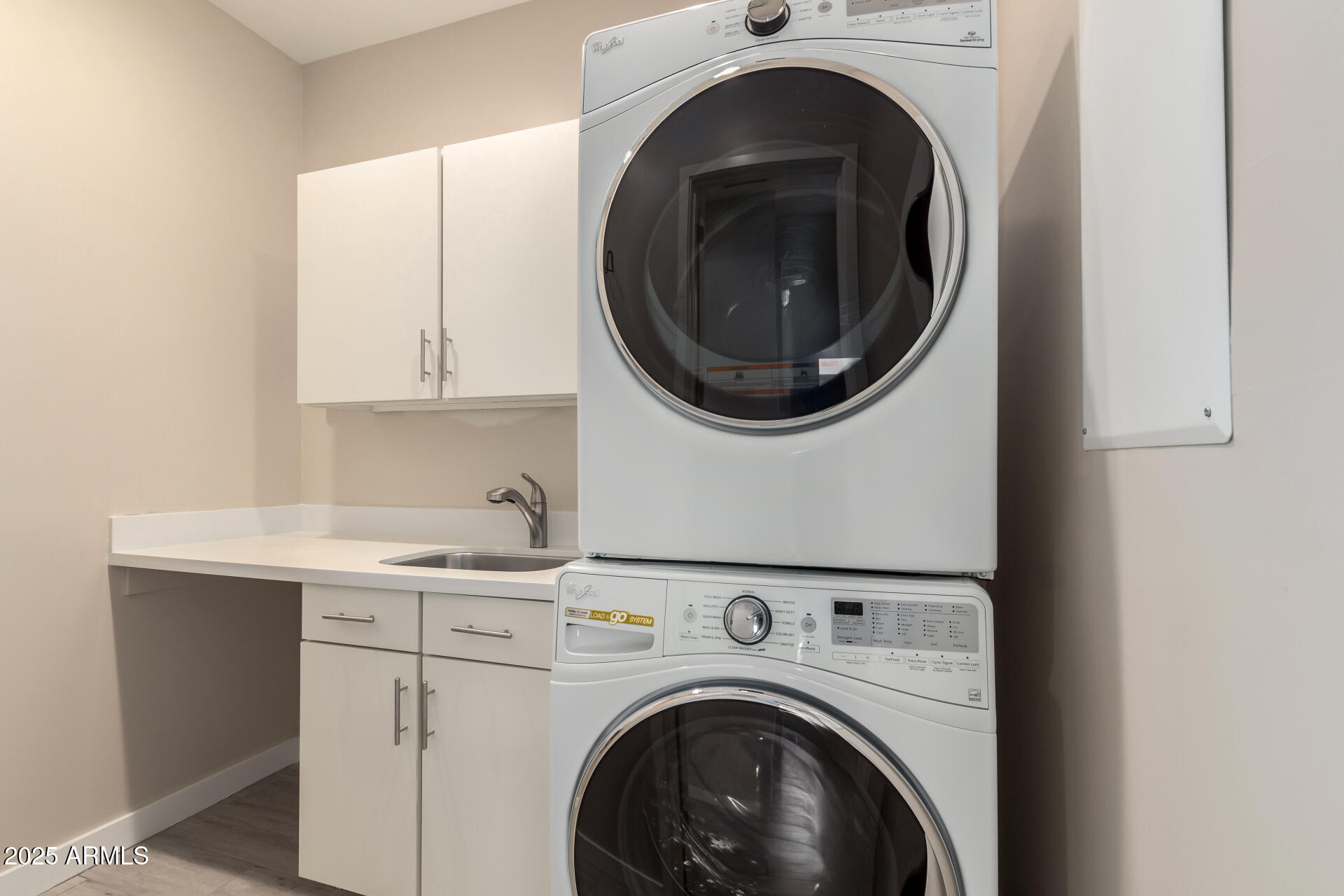 325 East Coronado Road, Unit 10 Phoenix, AZ 85004 - Photo 28 of 32 33 Coronado