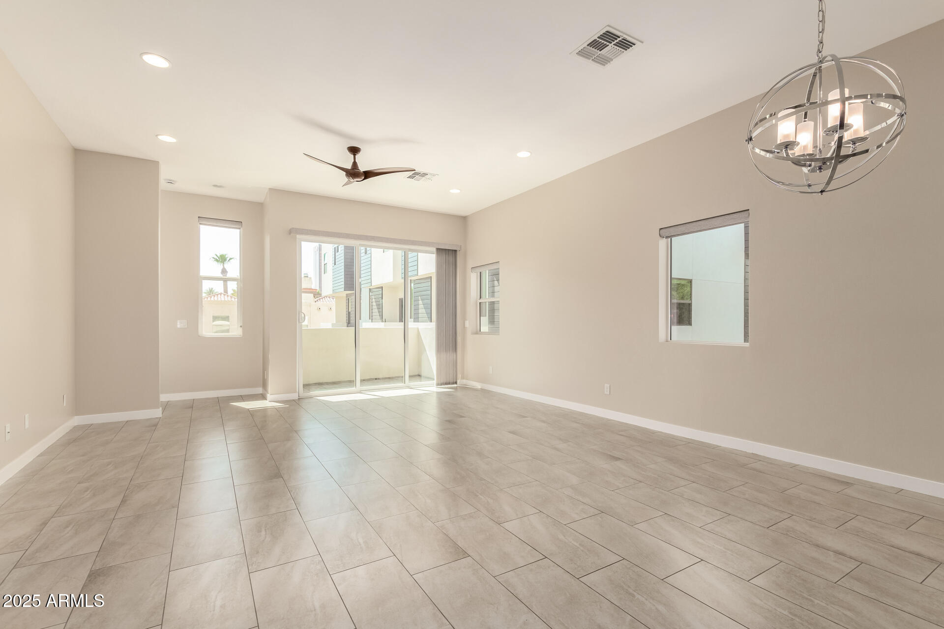 325 East Coronado Road, Unit 10 Phoenix, AZ 85004 - Photo 4 of 32 06 Coronado