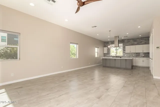 $630,000 | 325 East Coronado Road, Unit 10, Phoenix, AZ 85004