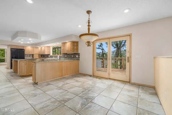 $1,325,808 | 218 Lake Meadow Drive, Gray, TN 37615